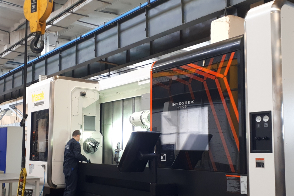 новое оборудование ао «вакууммаш».jpg