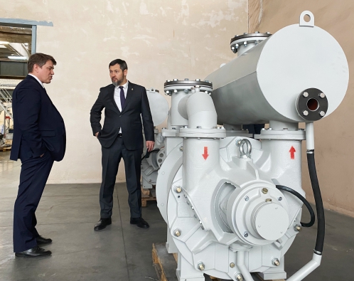 Коробченко Олег Владимирович посетил завод АО «Вакууммаш»